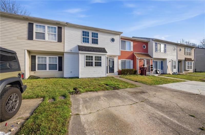 2722 Janice Lynn Ct, Chesapeake, VA 23323