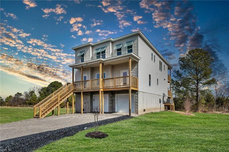  54 North Lawson Road Poquoson, VA 23662 