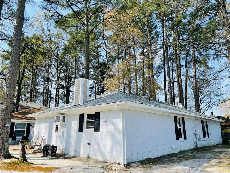 703 S Rosemont Road, Virginia Beach, VA 23452