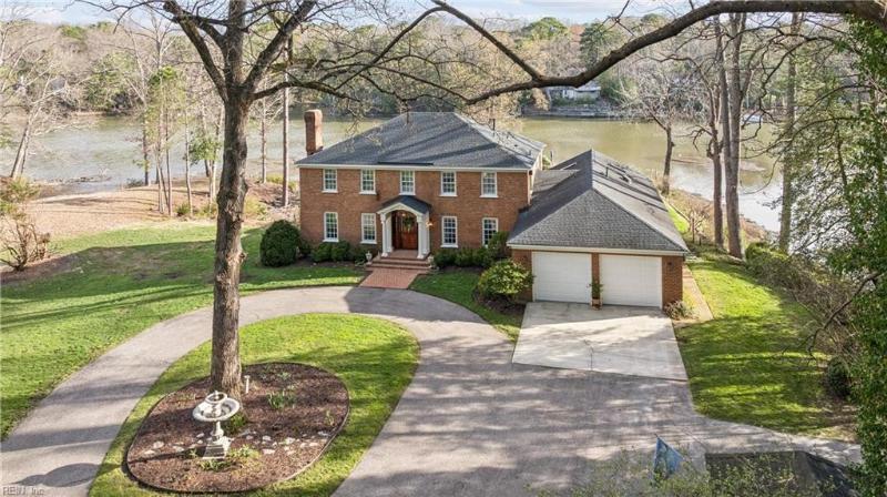  26 Amy Brooks Drive Newport News, VA 23606 