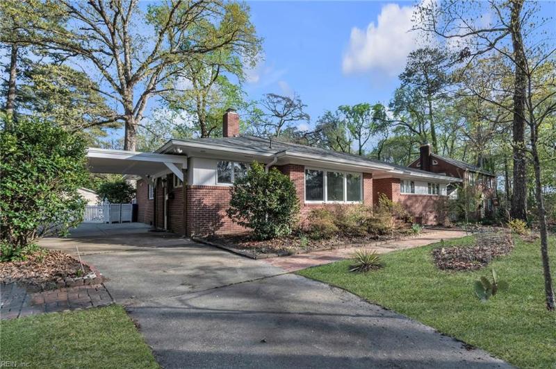  237 James River Drive Newport News, VA 23601 