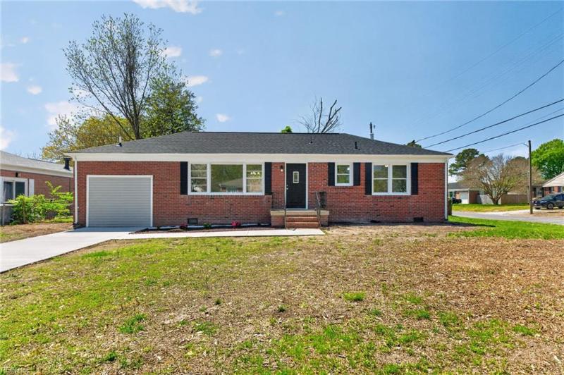 19 SAINT ALBANS Drive, Hampton, VA 23669