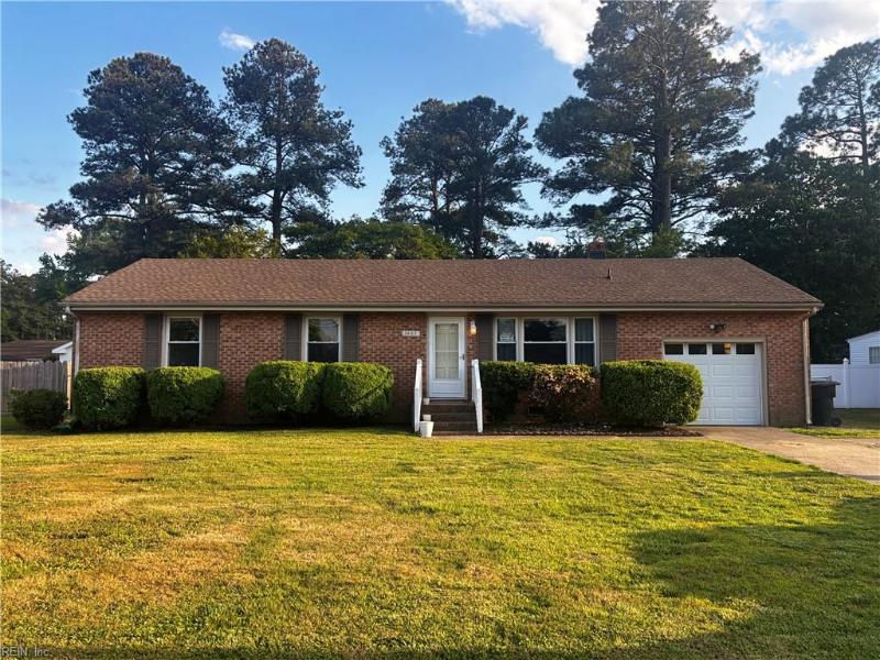 5425 W Norfolk Road, Portsmouth, VA 23703