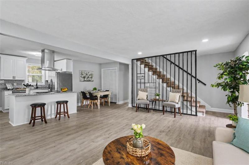 1805 Roanoke Avenue, Portsmouth, VA 23704