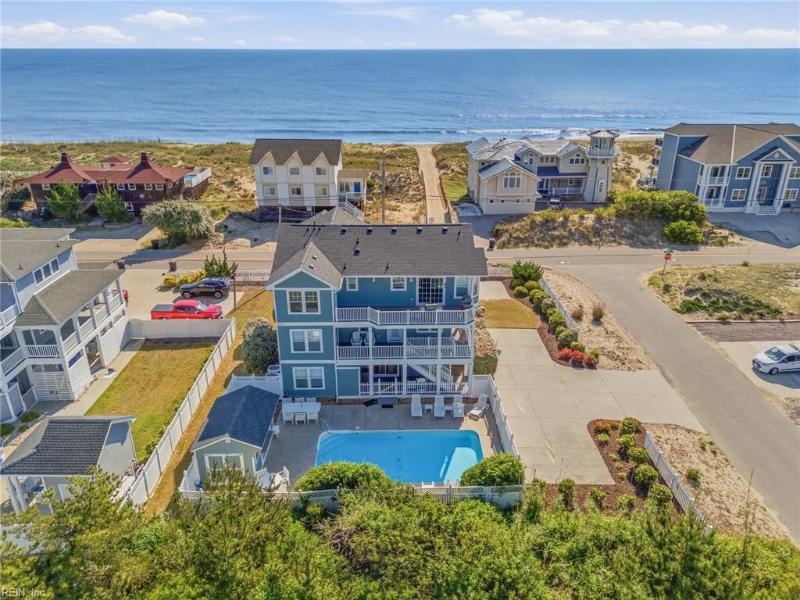 3033 Sandfiddler Road, Virginia Beach, VA 23456