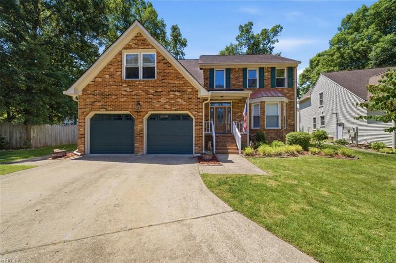 705 Water Hickory Court, Chesapeake, VA 23320