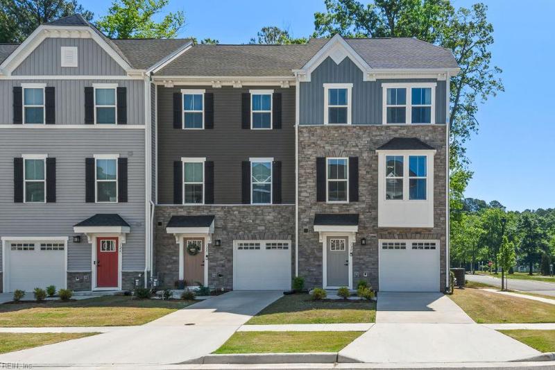 130 Pocosin Path #5A, Poquoson, VA 23662