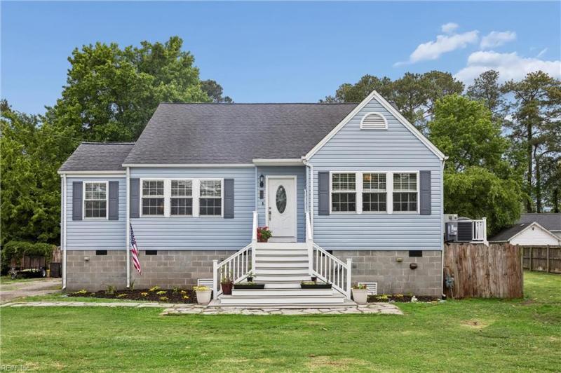25 Lodge Road, Poquoson, VA 23662