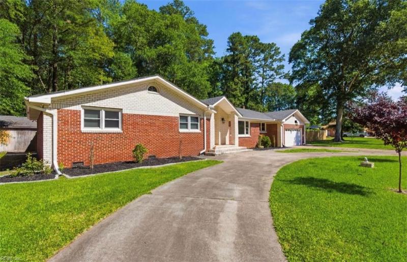 308 Mapleshore Drive Drive, Chesapeake, VA 23320