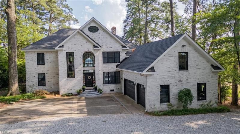 1706 South Woodside Lane, Virginia Beach, VA 23454