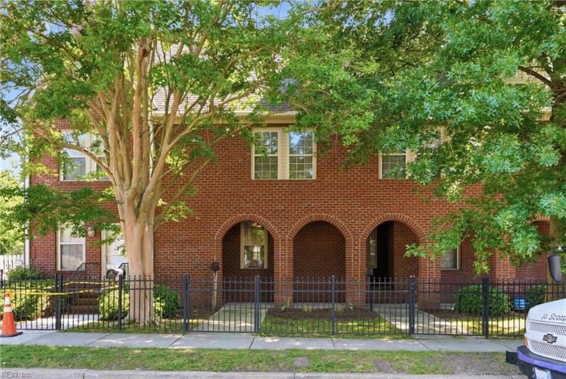 200 Maple Avenue #E, Norfolk, VA 23503