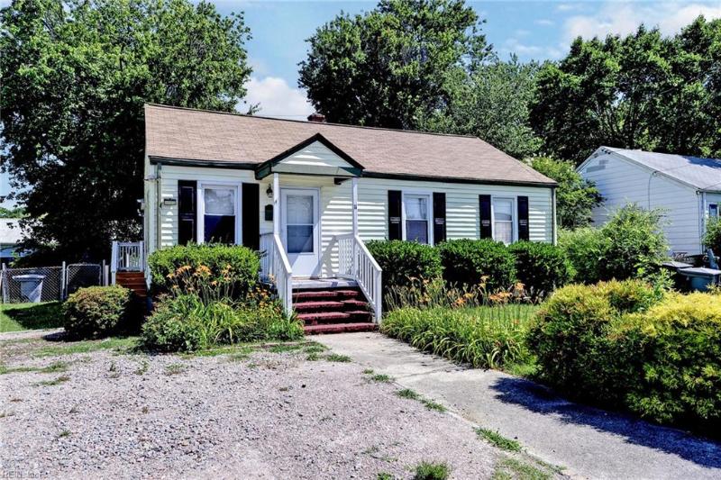 11 Thornrose Avenue, Hampton, VA 23669