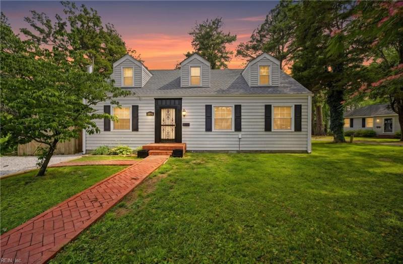 3671 Foxwell Drive, Norfolk, VA 23502