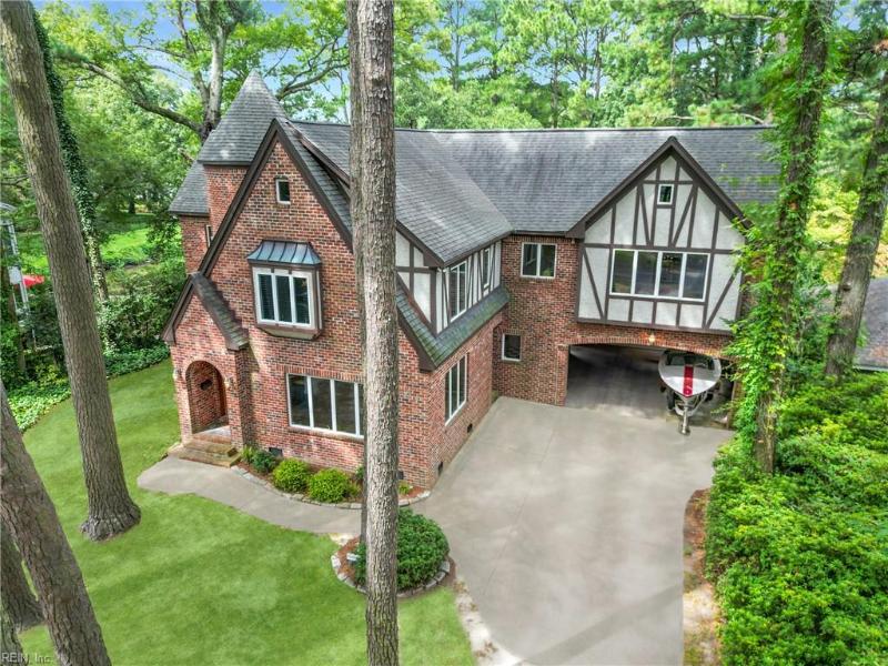 423 Hariton Court, Norfolk, VA 23505