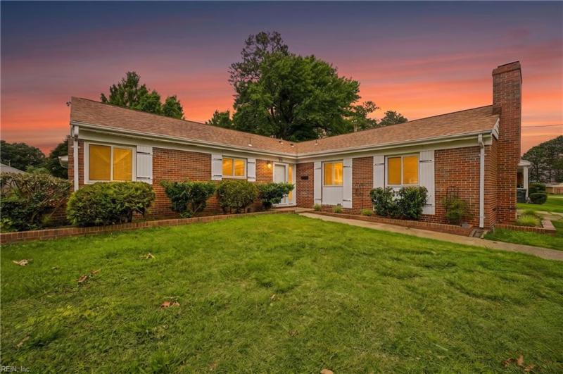 611 Charlton Drive, Hampton, VA 23666