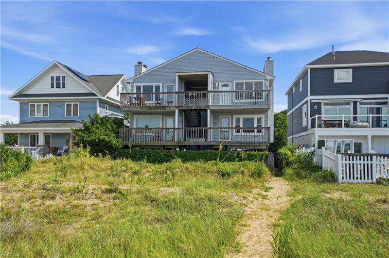 1224 W OCEAN VIEW Avenue #C, Norfolk, VA 23503