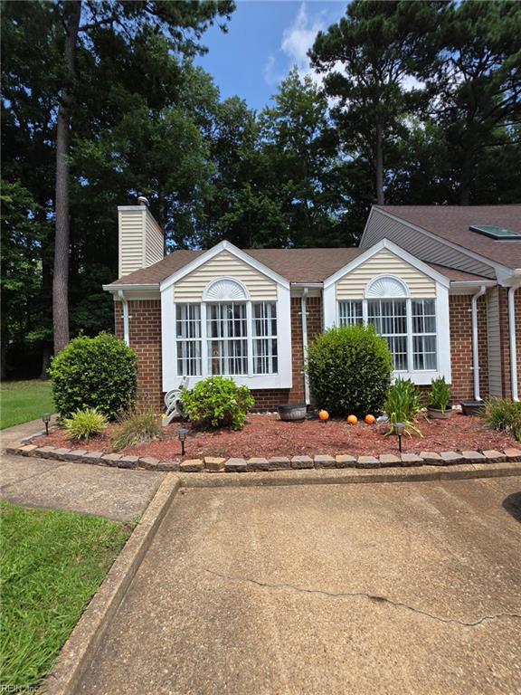 416 Woodview Lane, Hampton, VA 23666