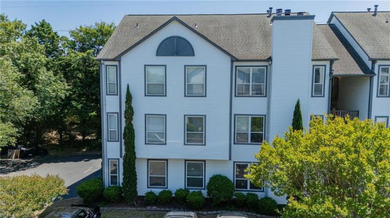 3201 Jade Court #103, Virginia Beach, VA 23451