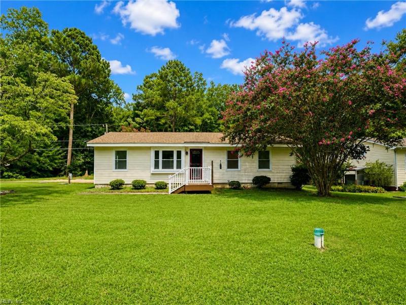  789 Coachpoint Road Middlesex County, VA 23071 