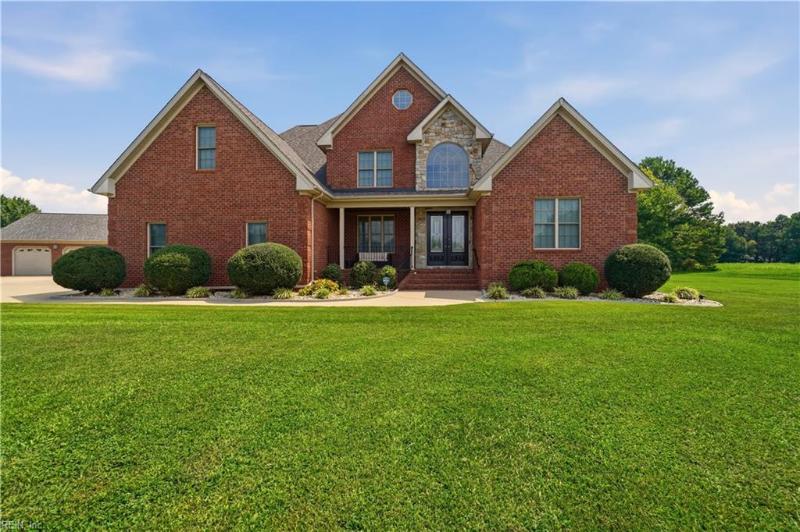 1040 Drumcastle Lane, Chesapeake, VA 23323