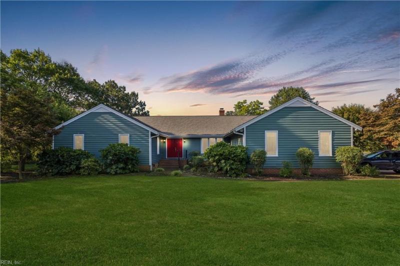  1823 Heron Run Gloucester County, VA 23072 