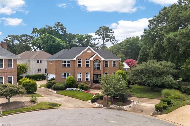 1700 Maze Hill Mews, Virginia Beach, VA 23455