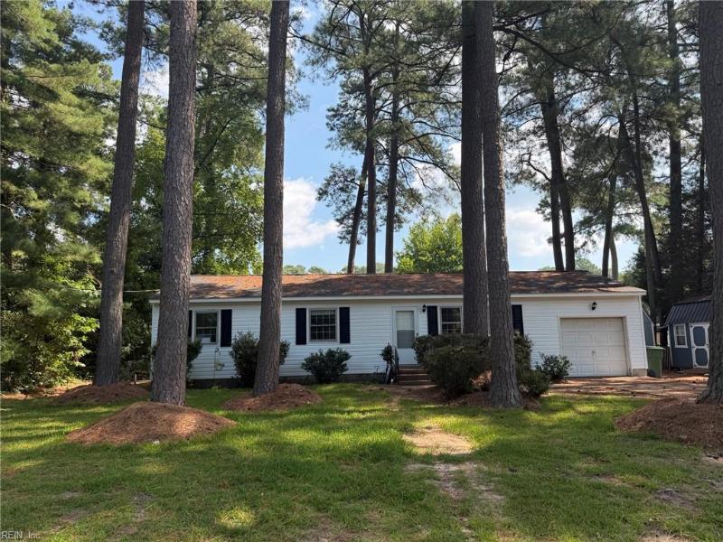 2703 Woodford Avenue, Gloucester County, VA 23072
