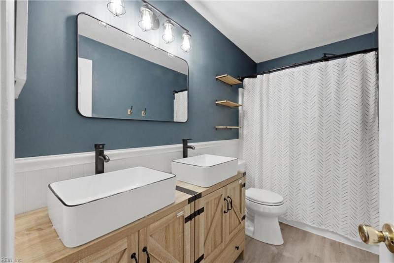213 Jakes Lane, Newport News, VA 23608