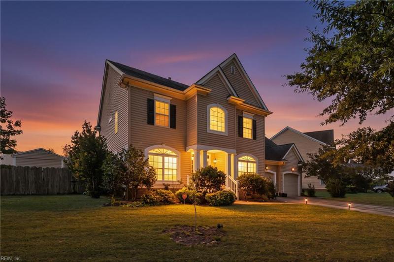 2404 Caitlan Loch Lane, Virginia Beach, VA 23456
