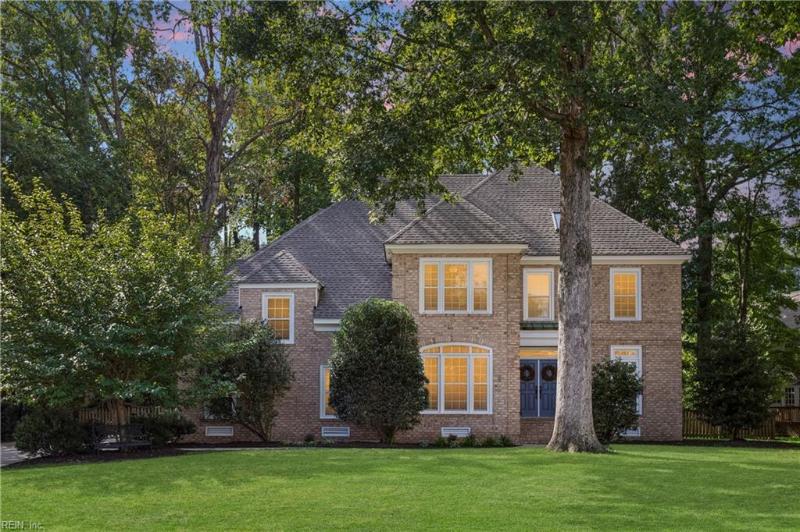  406 Regents Cove Newport News, VA 23606 