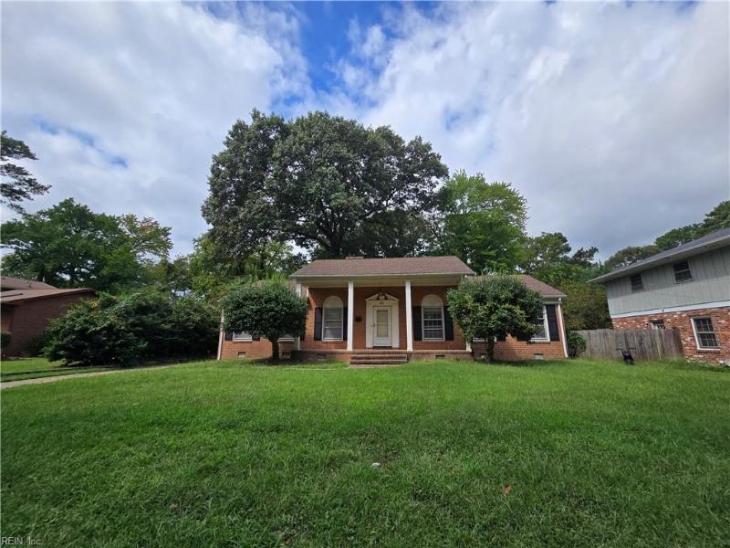 49 Peters Lane, Newport News, VA 23606
