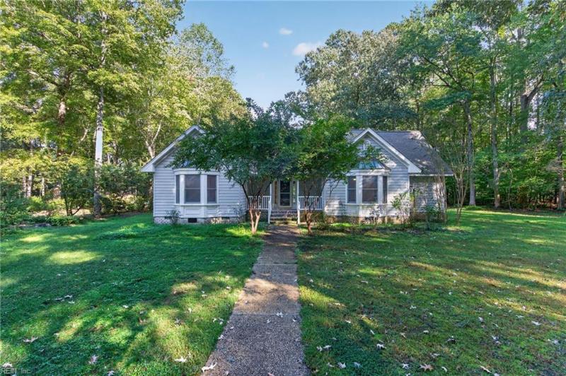  8139 Manor Drive Gloucester County, VA 23061 