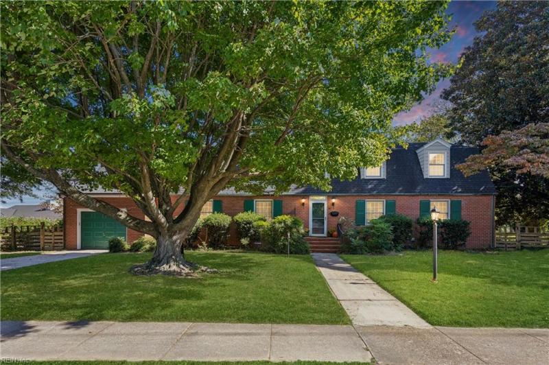  60 N Willard Avenue Hampton, VA 23663 