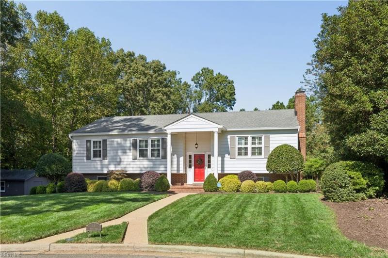  11 Royall Place Newport News, VA 23606 