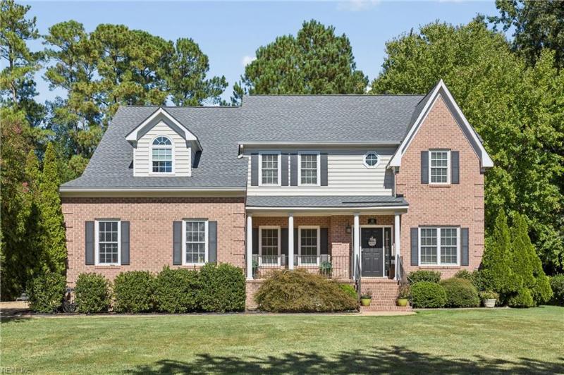 10 Black Oak Court, Poquoson, VA 23662