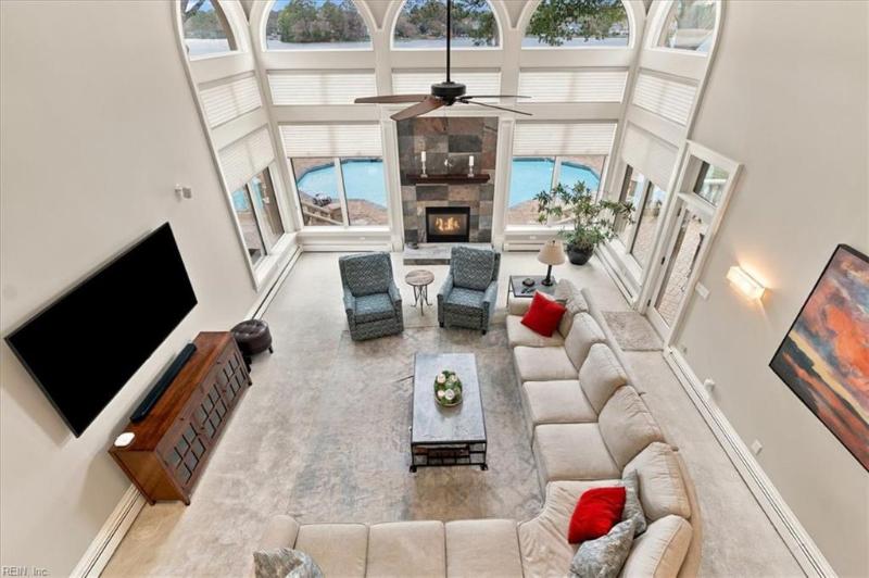 1249 N. Inlynnview Road, Virginia Beach, VA 23454