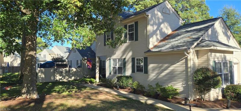 901 Lake Forest Drive, Newport News, VA 23602