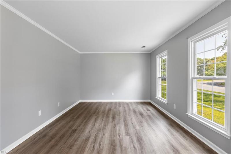 304 Odd Rd, Poquoson, VA 23662 | Slideshow Image #12