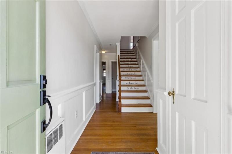4017 Buchanan Drive, Hampton, VA 23669 | Slideshow Image #2