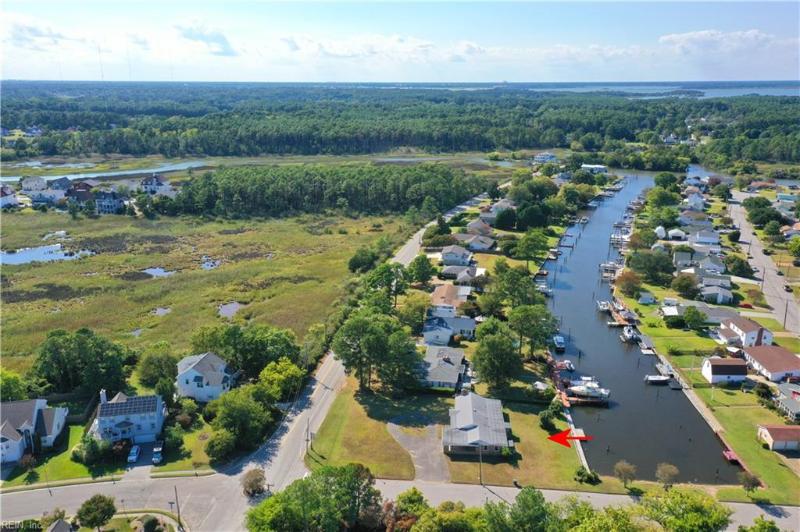 1733 Beach Road, Hampton, VA 23664 | Slideshow Image #2