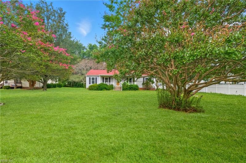 6703 Magnolia Drive, Gloucester County, VA 23061 | Slideshow Image #2