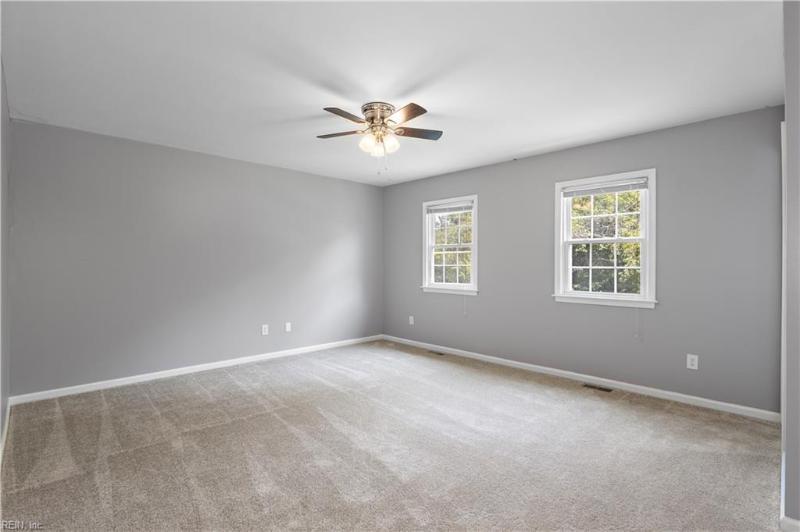304 Odd Rd, Poquoson, VA 23662 | Slideshow Image #23