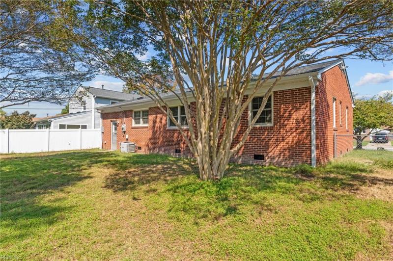 216 Valirey Drive, Hampton, VA 23669 | Slideshow Image #33