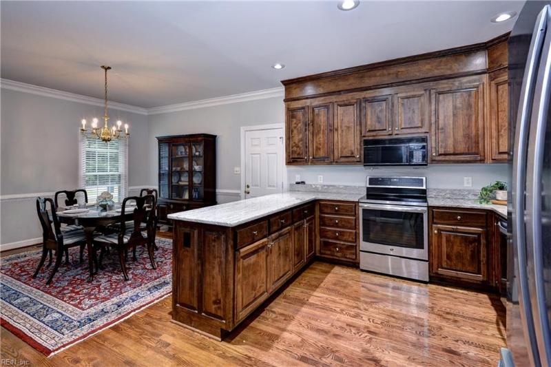 114 Greenway Circle, James City County, VA 23188 | Slideshow Image #13