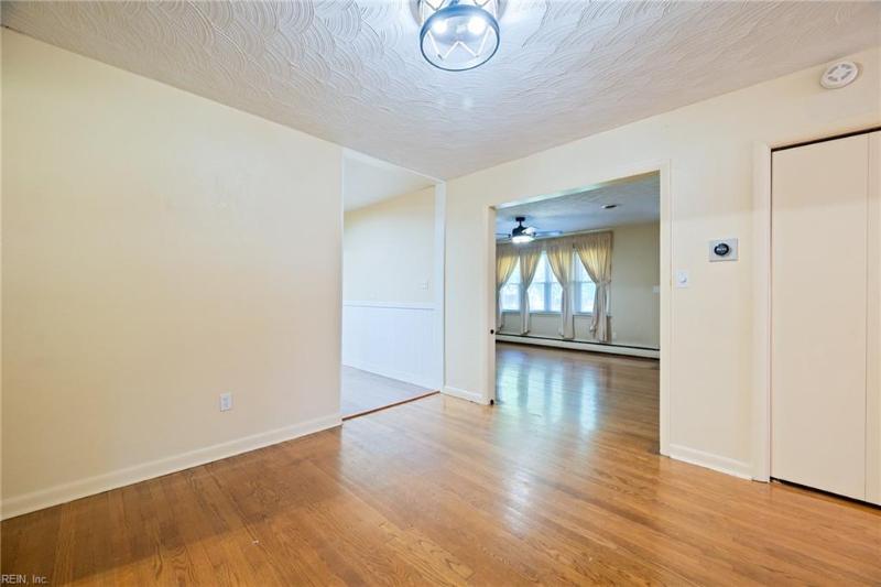240 Hunts Neck Road, Poquoson, VA 23662 | Slideshow Image #14