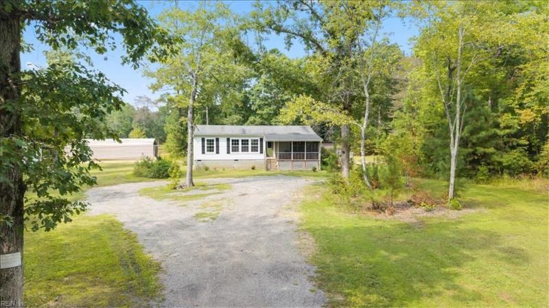 10312 Farys Mill Road, Gloucester County, VA 23061 | Slideshow Image #4