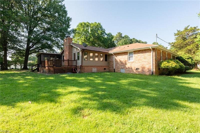 240 Hunts Neck Road, Poquoson, VA 23662 | Slideshow Image #5