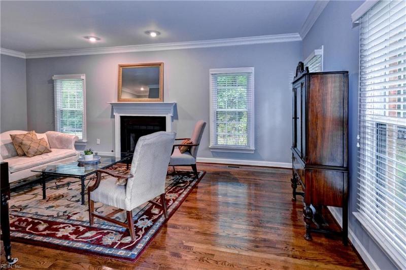 114 Greenway Circle, James City County, VA 23188 | Slideshow Image #5