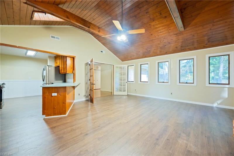 240 Hunts Neck Road, Poquoson, VA 23662 | Slideshow Image #16