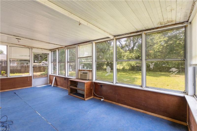 304 Odd Rd, Poquoson, VA 23662 | Slideshow Image #28